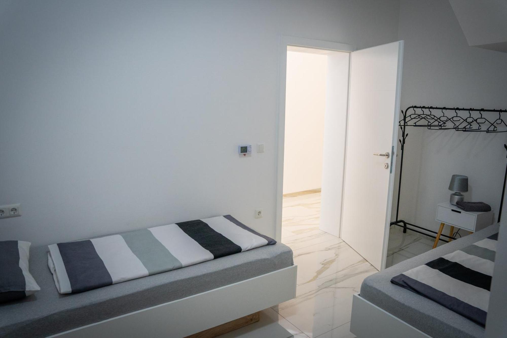 Apartment Una Laguna Біхач Екстер'єр фото