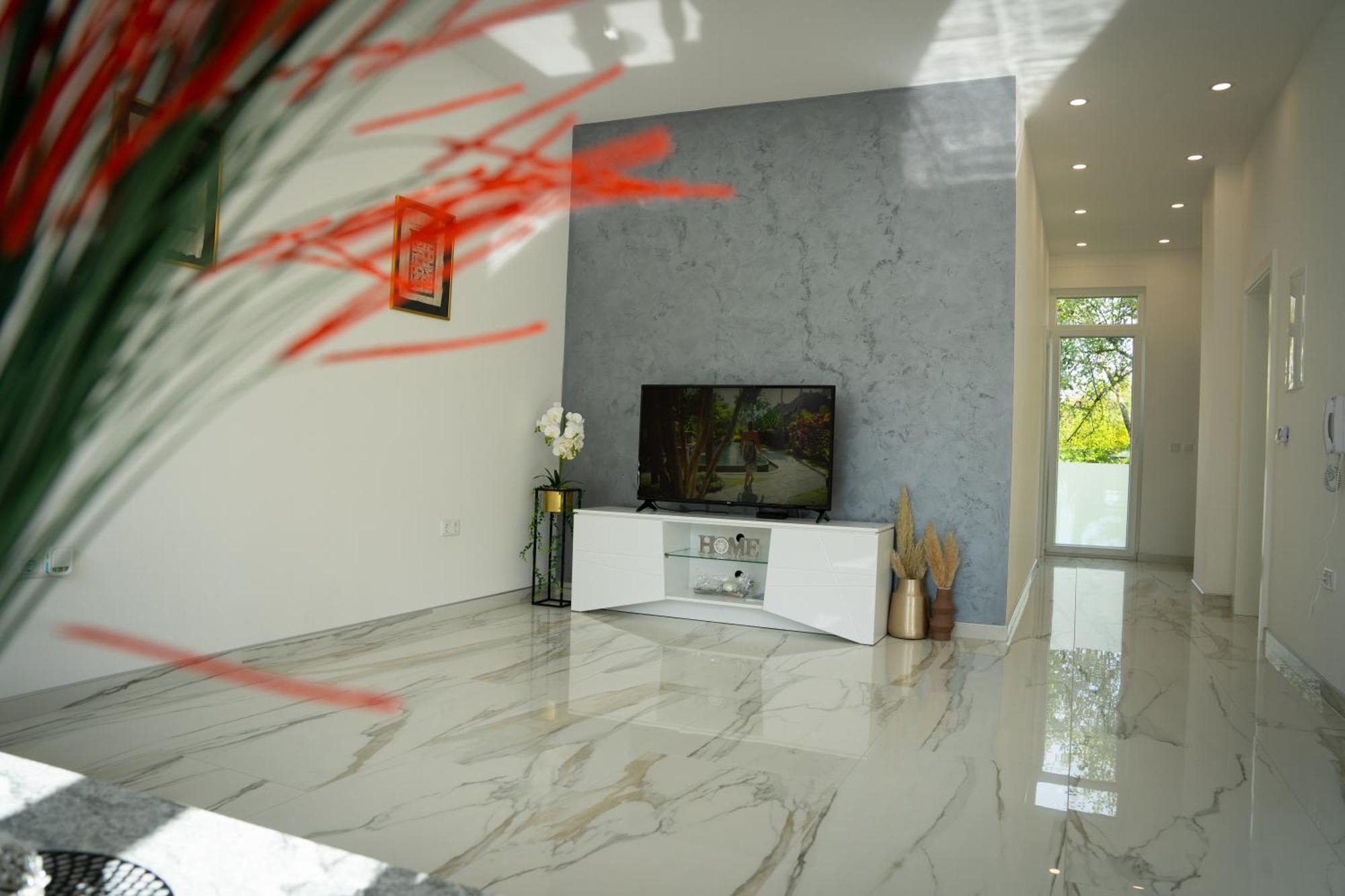 Apartment Una Laguna Біхач Екстер'єр фото